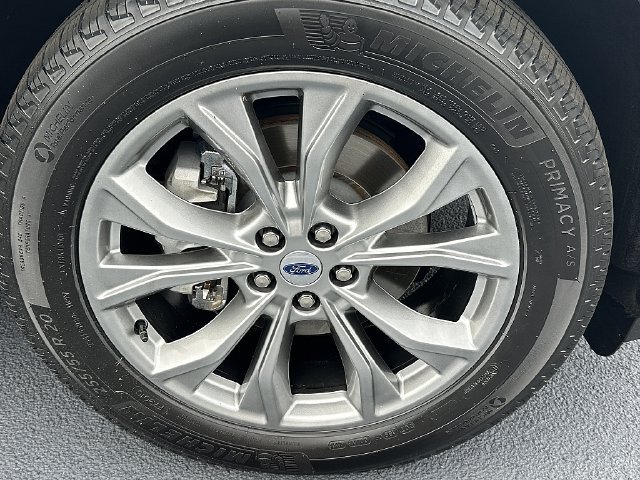 Used 2023 Ford Explorer XLT w/ Equipment Group 202A AWD/4WD image 10