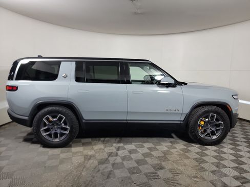 Used 2024 Rivian R1S Adventure AWD/4WD image 6