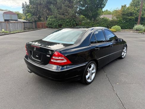 Used 2004 Mercedes-Benz C 230 Sedan image 4