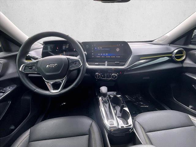 Used 2026 Chevrolet Trax ACTIV FWD image 16