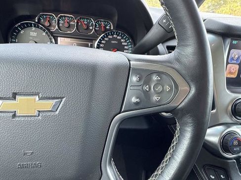 Used 2016 Chevrolet Suburban LT image 20
