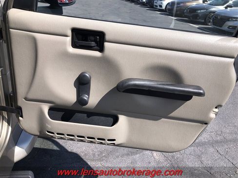 Used 2003 Jeep Wrangler Sahara AWD/4WD image 17