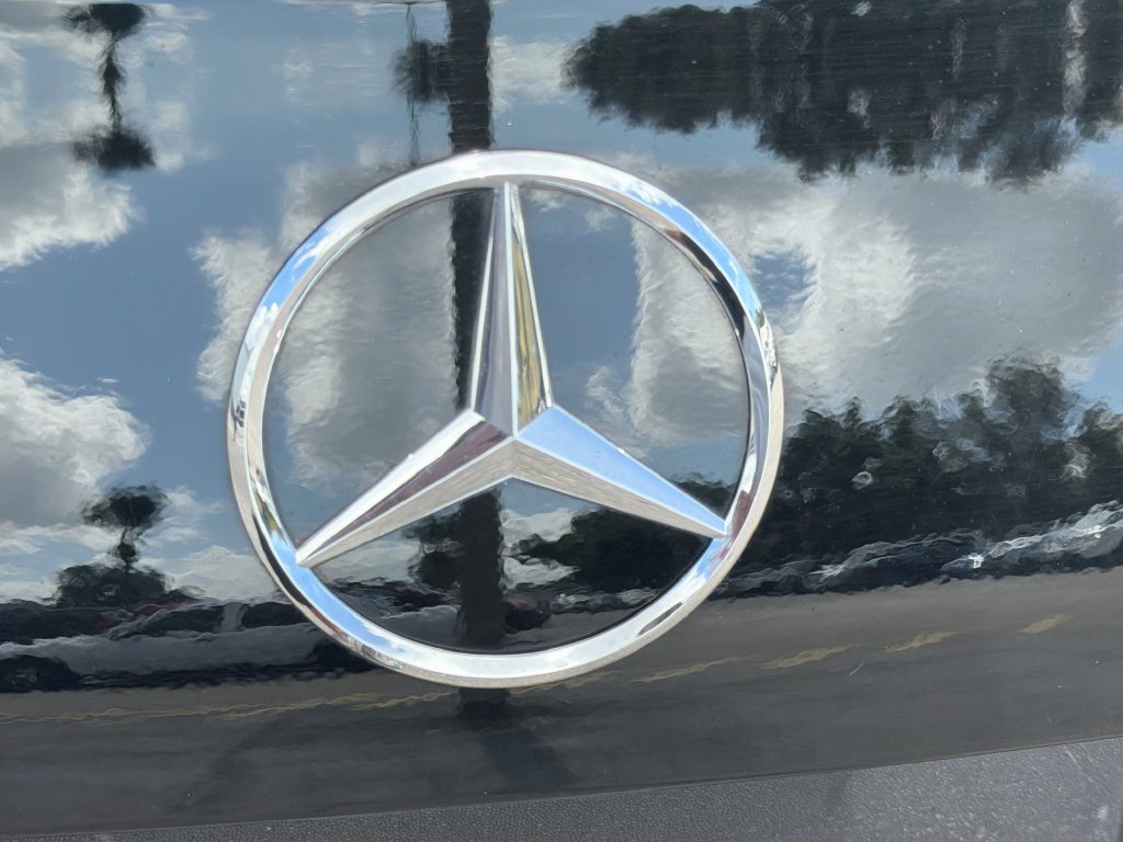 Used 2022 Mercedes-Benz C 300 Sedan image 11