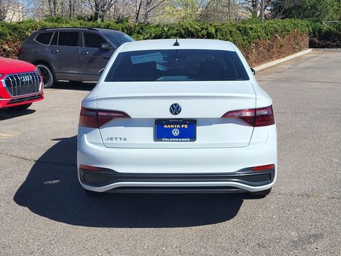 Used 2024 Volkswagen Jetta S image 6