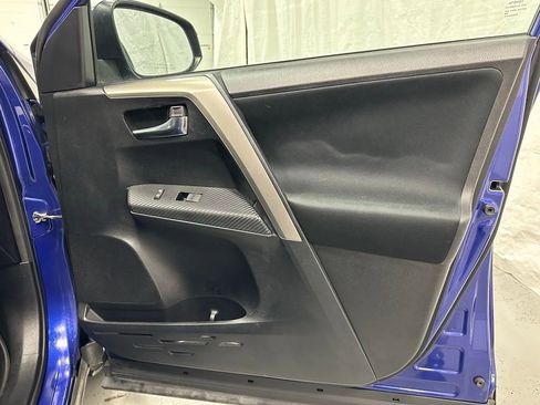 Used 2015 Toyota RAV4 XLE image 47