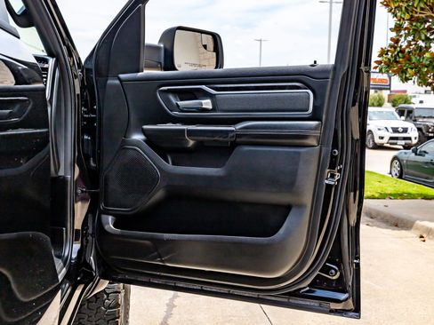 Used 2022 RAM 1500 Big Horn AWD/4WD image 36