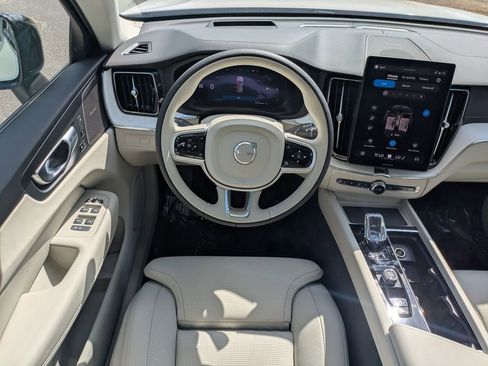 New 2026 Volvo XC60 B5 Ultra w/ Protection Package Premier image 17