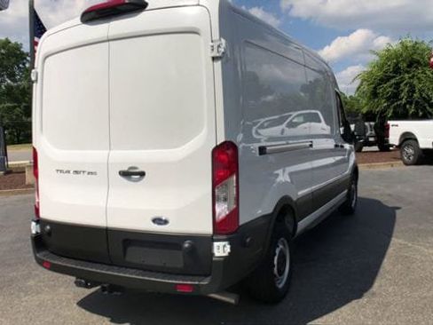 Used 2023 Ford Transit 250 Medium Roof RWD image 9