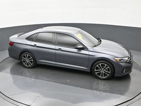 Used 2024 Volkswagen Jetta Sport FWD image 32
