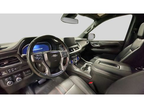 Used 2023 Chevrolet Suburban RST w/ Luxury Package AWD/4WD image 11