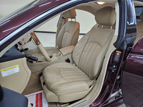Used 2006 Mercedes-Benz CLS 500 w/ Premium Pkg image 17