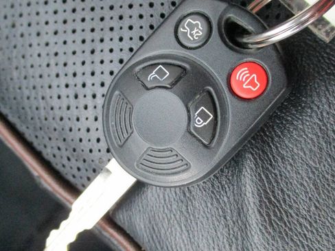 Used 2010 Lincoln MKZ FWD image 40