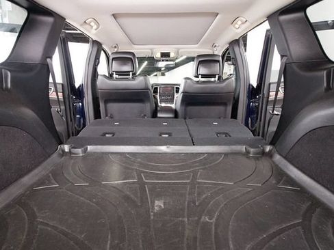 Used 2013 Jeep Grand Cherokee Limited w/ Trailer Tow Group IV AWD/4WD image 29