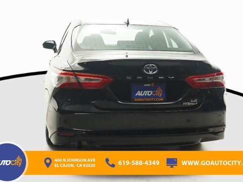 Used 2020 Toyota Camry LE FWD image 15