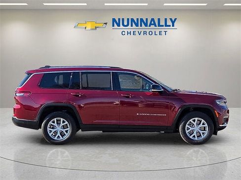 Used 2022 Jeep Grand Cherokee L Limited image 6