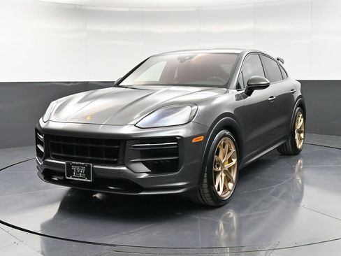 Certified 2024 Porsche Cayenne Turbo GT AWD/4WD image 6