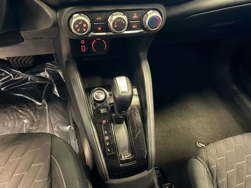 Used 2022 Nissan Kicks S FWD image 26