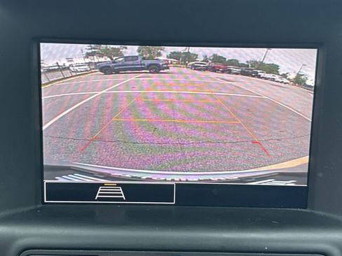 Used 2022 GMC Terrain SLE w/ Driver Convenience Package FWD image 15