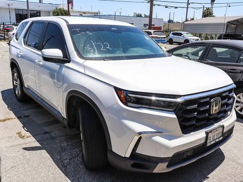 Used 2023 Honda Pilot EX-L image 2