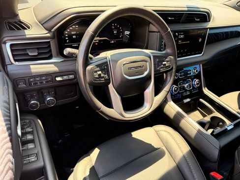 Used 2022 GMC Yukon Denali AWD/4WD image 23