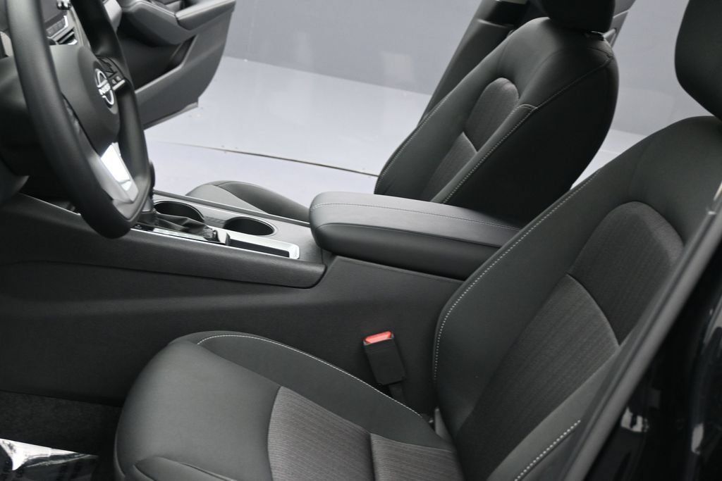 New 2026 Nissan Altima 2.5 SV FWD image 16
