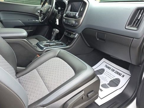 Used 2019 Chevrolet Colorado Z71 AWD/4WD image 19