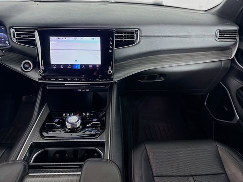 Used 2023 Jeep Wagoneer Series III w/ Preferred Equipment Group image 27