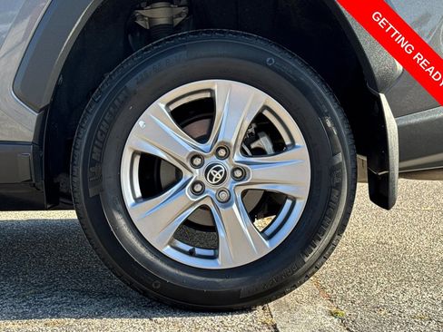 Used 2023 Toyota RAV4 XLE FWD image 27