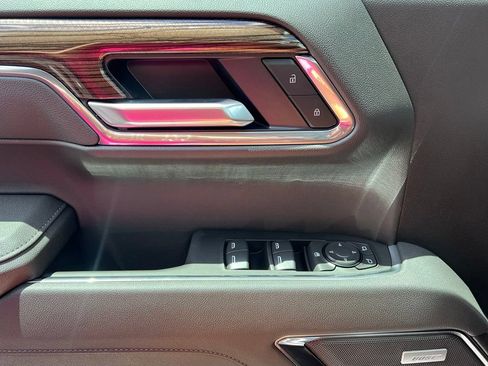 New 2026 Chevrolet Silverado 1500 LT Trail Boss w/ Convenience Package II AWD/4WD image 23