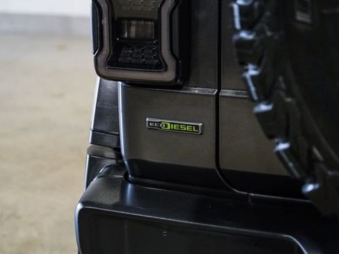 Used 2021 Jeep Wrangler Unlimited Rubicon image 12