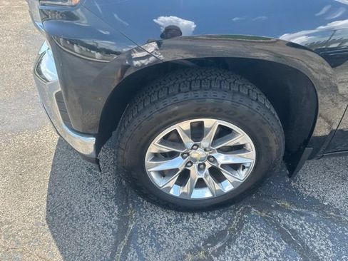 Used 2020 Chevrolet Silverado 1500 LTZ w/ LTZ Premium Package AWD/4WD image 10