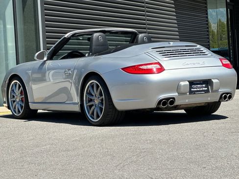 Used 2009 Porsche 911 Carrera S RWD image 3