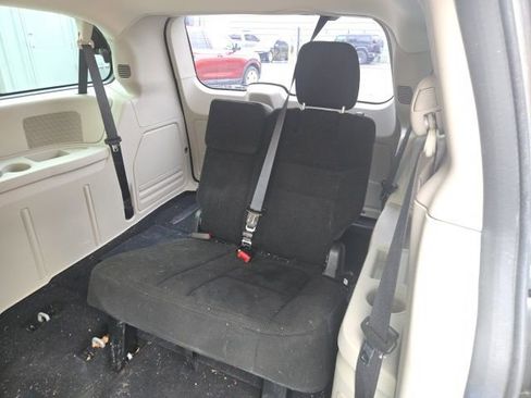 Used 2015 Dodge Grand Caravan American Value Package w/ UConnect Hands-Free Group image 10