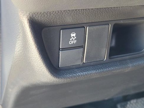 Used 2025 Honda HR-V Sport image 17