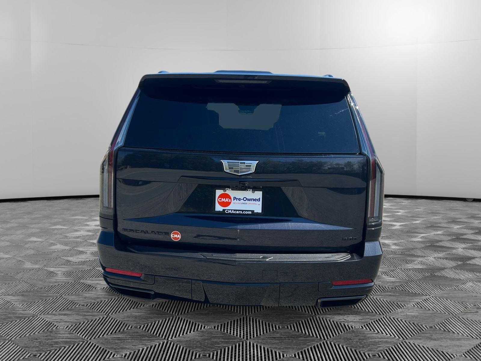Certified 2025 Cadillac Escalade Sport Platinum w/ LPO, ONYX Package AWD/4WD image 4
