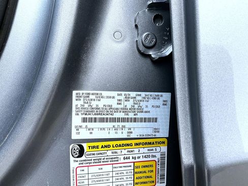 Used 2024 Ford Expedition Max XLT image 27