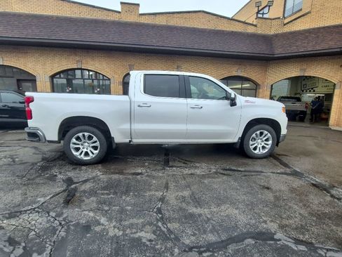 Used 2023 Chevrolet Silverado 1500 LTZ w/ LTZ Premium Package AWD/4WD image 8