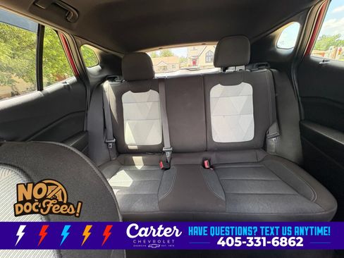Used 2024 Chevrolet Trax RS w/ Sunroof Package FWD image 27