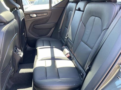 New 2026 Volvo XC40 B5 Core w/ Climate Package image 18