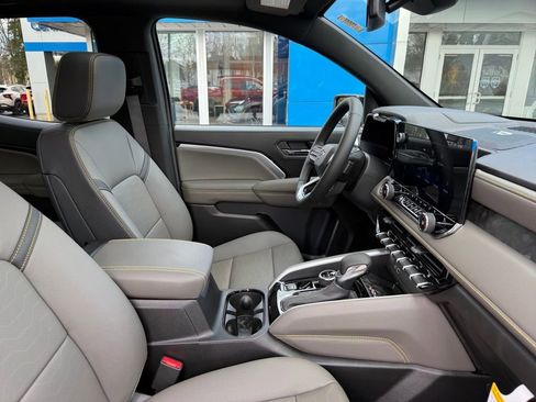 New 2026 Chevrolet Colorado ZR2 w/ Midnight Edition AWD/4WD image 38