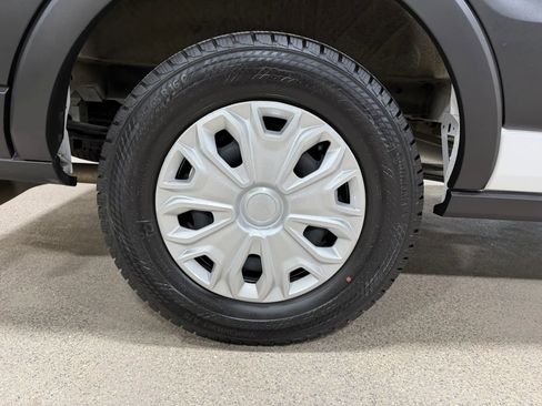 Used 2023 Ford Transit 350 XLT image 54