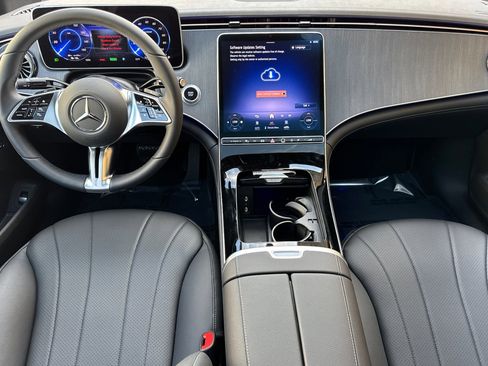 New 2026 Mercedes-Benz EQE 320 4MATIC Sedan image 25