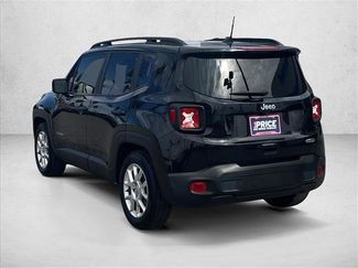 Used 2020 Jeep Renegade Latitude video 3