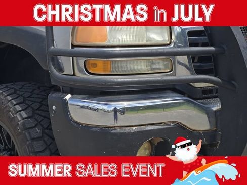 Used 2005 GMC Sierra 2500 SLE w/ Heavy-Duty Power Package AWD/4WD image 9