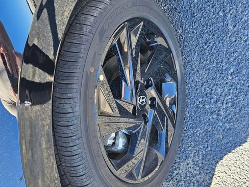 New 2026 Hyundai Elantra Sport FWD image 16