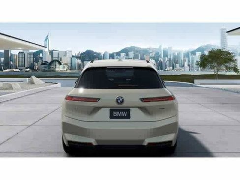 New 2026 BMW iX xDrive45 image 5