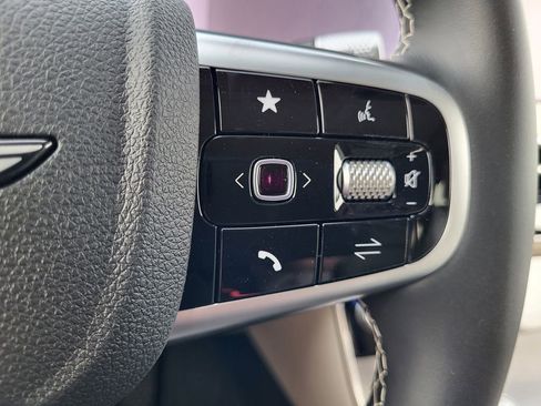 New 2026 Genesis GV70 2.5T Select AWD/4WD image 17