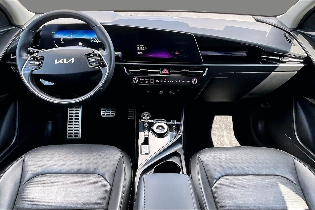 Used 2023 Kia Niro Wave w/ Wave Preserve Package FWD image 9