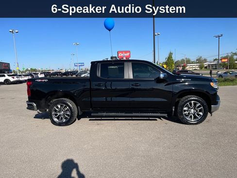 Used 2023 Chevrolet Silverado 1500 LT w/ Convenience Package II AWD/4WD image 8