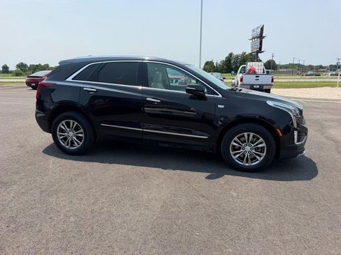 Used 2021 Cadillac XT5 Premium Luxury FWD image 4